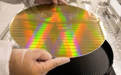 以媒大讚台灣科技實力   USB之父認證中國晶片技術遭台狠甩