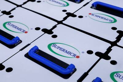 美超微拉警報？ 財務長甩掉43％持股有何玄機