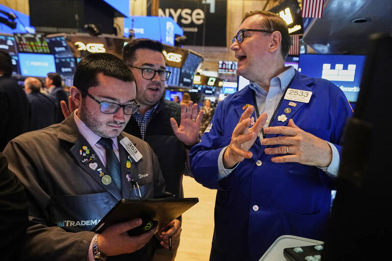 市場關注美中貿易談判進展！道瓊漲105點、台積電ADR勁揚2.64％