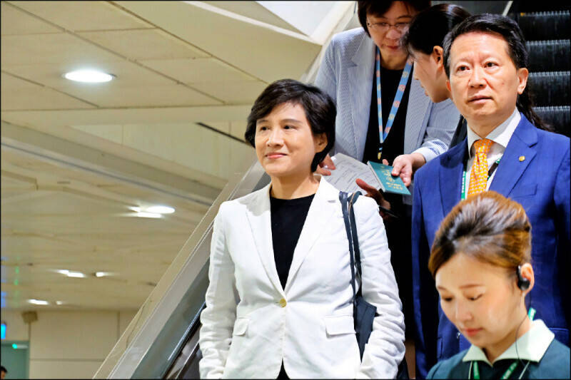 鄭麗君昨回台  對美關稅談判恐無法在7日生效前完成