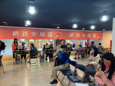 減稅利多！立院初審長照扣除額提高至18萬 明年報稅適用