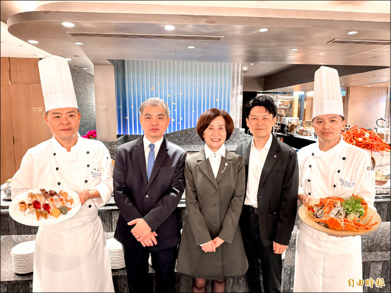 漢來美食島語插旗高雄 buffet品牌占營收4成