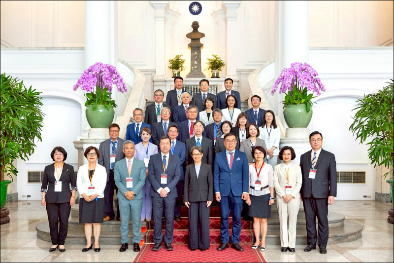 全國唯一！第一銀行6度獲企環獎最高榮譽巨擘獎