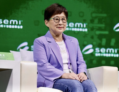 緯穎AI領域尋求突破 董座洪麗寗：聚焦矽光子與新散熱技術