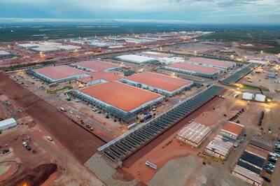 AI建設狂潮靠「借」撐起 ! 美雲端巨頭舉債擴張 外資警告「2風險」