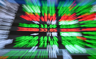 台股》台積電領逾1400家下殺 開盤跌逾800點