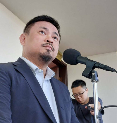 請病假全勤就泡湯 勞長撂重話：不應鼓勵勞工帶病上班