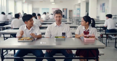 Sora登台太狂!OpenAI奧特曼入鏡AI影片 和「台灣學生」吃便當宣布消息 Sora登台太狂!OpenAI奧特曼入鏡AI影片 和「台灣學生」吃便當宣布消息