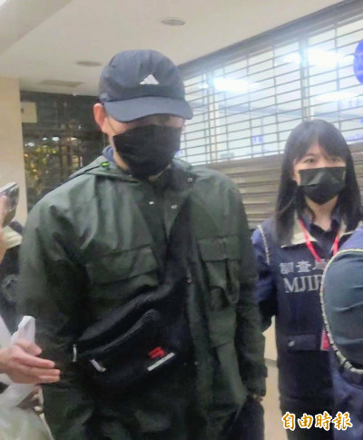 天剛資訊傳內線交易 檢調4路搜索約談董事長等5人