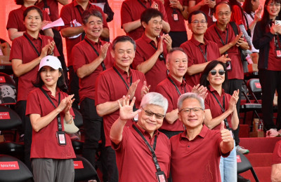 黃仁勳看AI需求強勁 法人看明年投資核心聚焦AI供應鏈