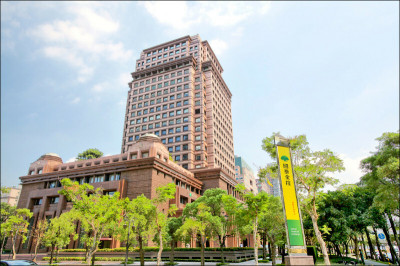 國泰3子公司前10月獲利創新高