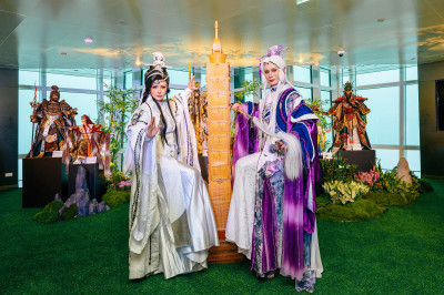 雲林布袋戲登上台北101觀景台 經典戲偶史豔文、素還真吸睛