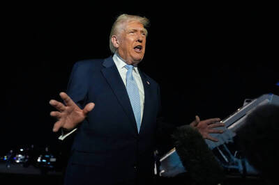 又點名台灣搶晶片生意！川普：可恥但是......