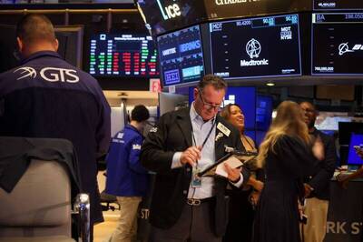 2025美股贏家、輸家揭曉 !《彭博》點名「這檔最猛」連3年大漲3位數