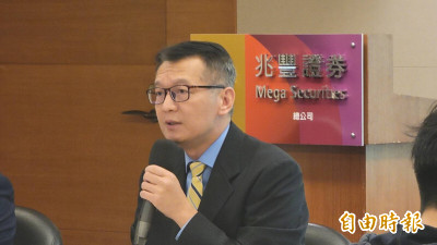 焦點股》創意：訂單滿手營收狂增  股價衝高再創天價