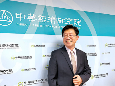 台美關稅有望15％ 學者：台首度與日韓相同基礎競爭、傳產大利多