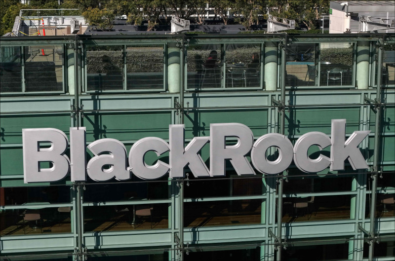 〈財經週報-投資觀點〉AI浪潮下的存股進化論：用智慧數據打造雙重收益護城河