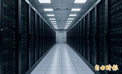 集邦：2026年AI伺服器出貨年增28％ 北美五大CSP資本支出年增4成