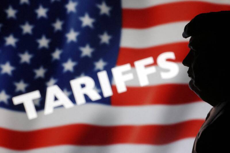 川普威脅對加拿大商品課徵100％關稅 網友樂：黃金又要噴了