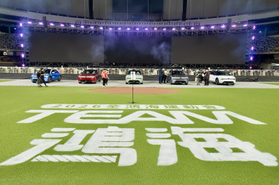 鴻海嘉年華送出5輛Bria 郭台銘掏3億元逾千人中獎