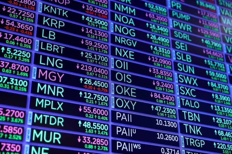 美股盤後》美股由紅翻黑收低 台積電ADR大漲3.37％