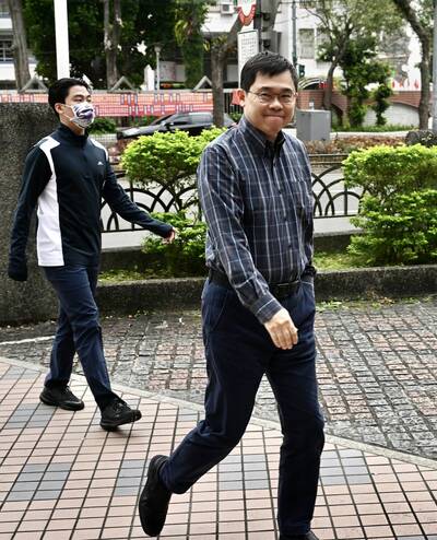 張榮發遺產10年漲至千億！張國煒今現身法院 加速出招「撤換執行人」