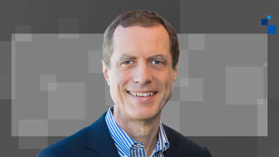 英特爾宣布董事長交棒 技術背景老將巴勒特接任