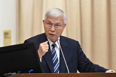 外在亂、內心靜！楊金龍淡定：黃金尚未到進場時機