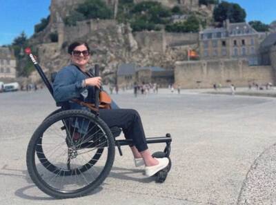 一場旅遊嗅到商機!她1年內打造出「24億元營收」 成功商業模式曝光 一場旅遊嗅到商機!她1年內打造出「24億元營收」 成功商業模式曝光