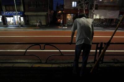 69歲阿伯存1230萬爽退休 撐不到4年「晚年崩盤」好悲慘