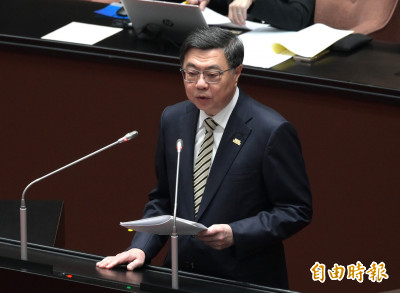 卓榮泰：2025年經濟成長率8.68％ 寫下近15年來新⾼