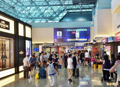 出國旅遊不想成扒手肥羊！專家：錢絕對不可放在這4個地方