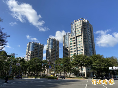 苦賣9年成交！「帝寶」21樓總算等到有緣人 不到6億換手