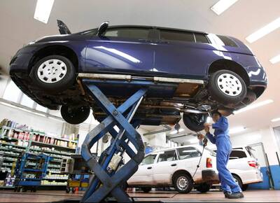 為何汽車到原廠保養總是比較貴？內行人揭不能說的秘密