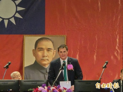代父主持股東會  徐國安︰徐旭東出現辦公室 不用擔心接班問題
