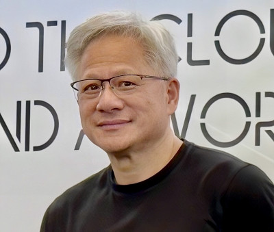 黃仁勳：台灣將迎史上最強下半年 輝達新品即將發佈