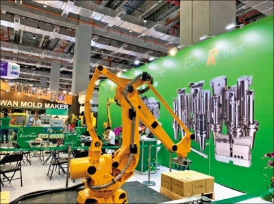 台灣機械出口連17紅   工具機續陷負成長