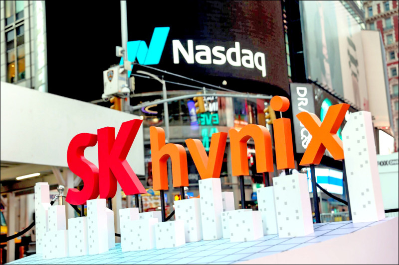 記憶體缺貨難解 SK海力士美股首秀飆13％