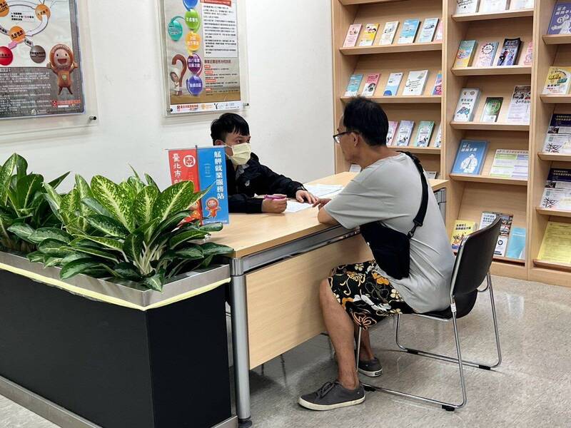 最高月薪60K、時薪650元！ 北市就服處11日起辦微型徵才