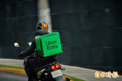 Uber Eats宣布漲價！消費者服務費平均增4至6元
