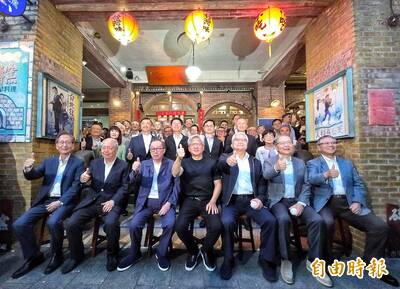 輝達黃仁勳親報「超強明牌」？笑曝：跟我吃飯的人 隔天股價就翻倍