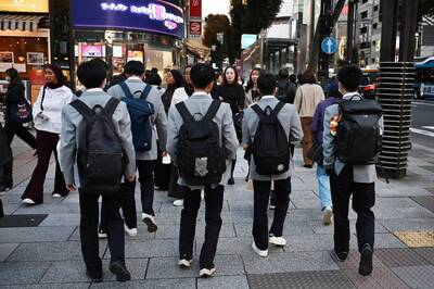 為什麼日本人不會說英語？資深翻譯揭卡點 竟是「這一事」做太多