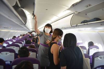 搭飛機沒開飛航模式誰知道？答案讓人意外 旅客得「乖乖照做」真正原因曝