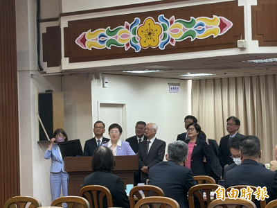 藍委質疑為何普發2萬須舉債？財長：難道要把地方的錢拿來一起發現金