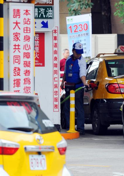 下週油價每公升可望降價2到3毛