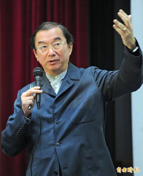 林百里打郭董臉︰民主要當飯吃