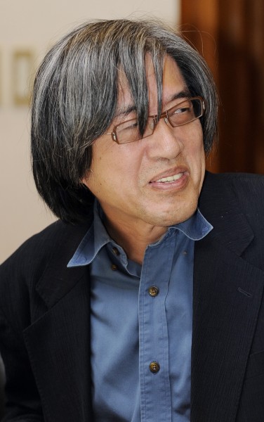 銀行公會願讓步 詹宏志向李紀珠道歉