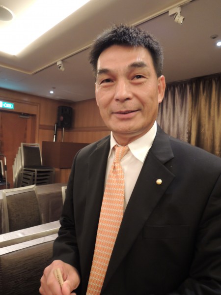 房產》顏炳立:房市快被政策玩死