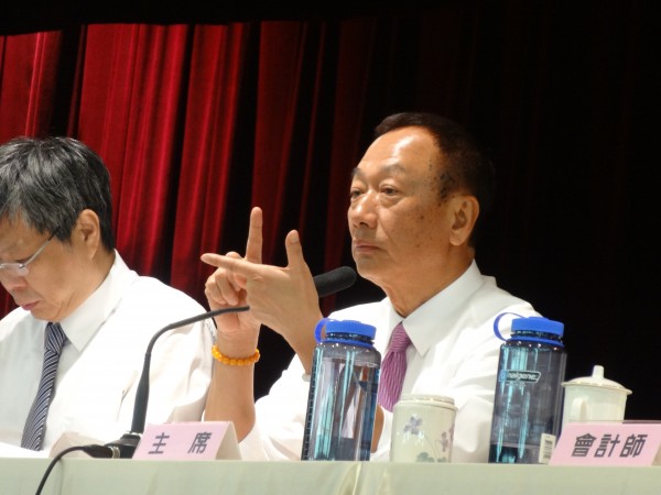 擴大4G版圖 鴻海有意接手台灣之星股權