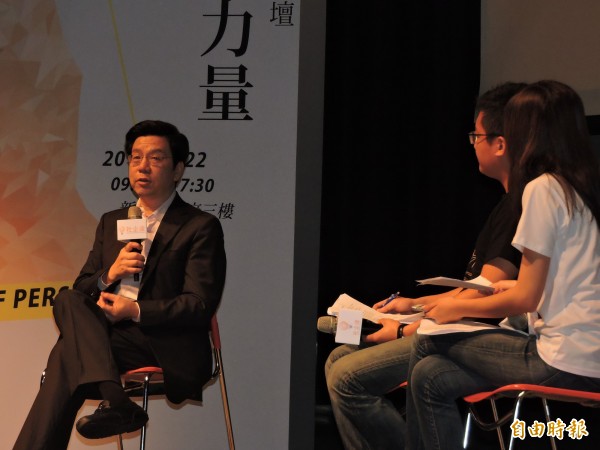 李開復:安穩的工作 很快會被機器人取代